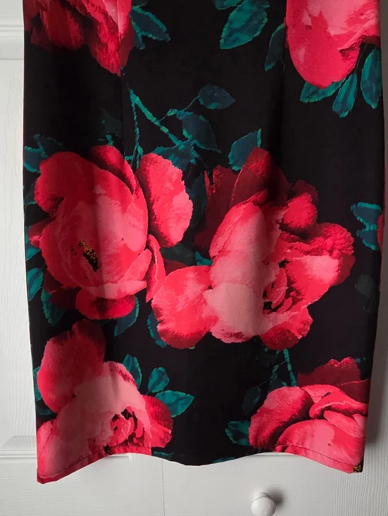 Trina Turk Women's Floral Sleeveless V-Neck Midi Sheath Dress Size 12 - Picture 6 of 10